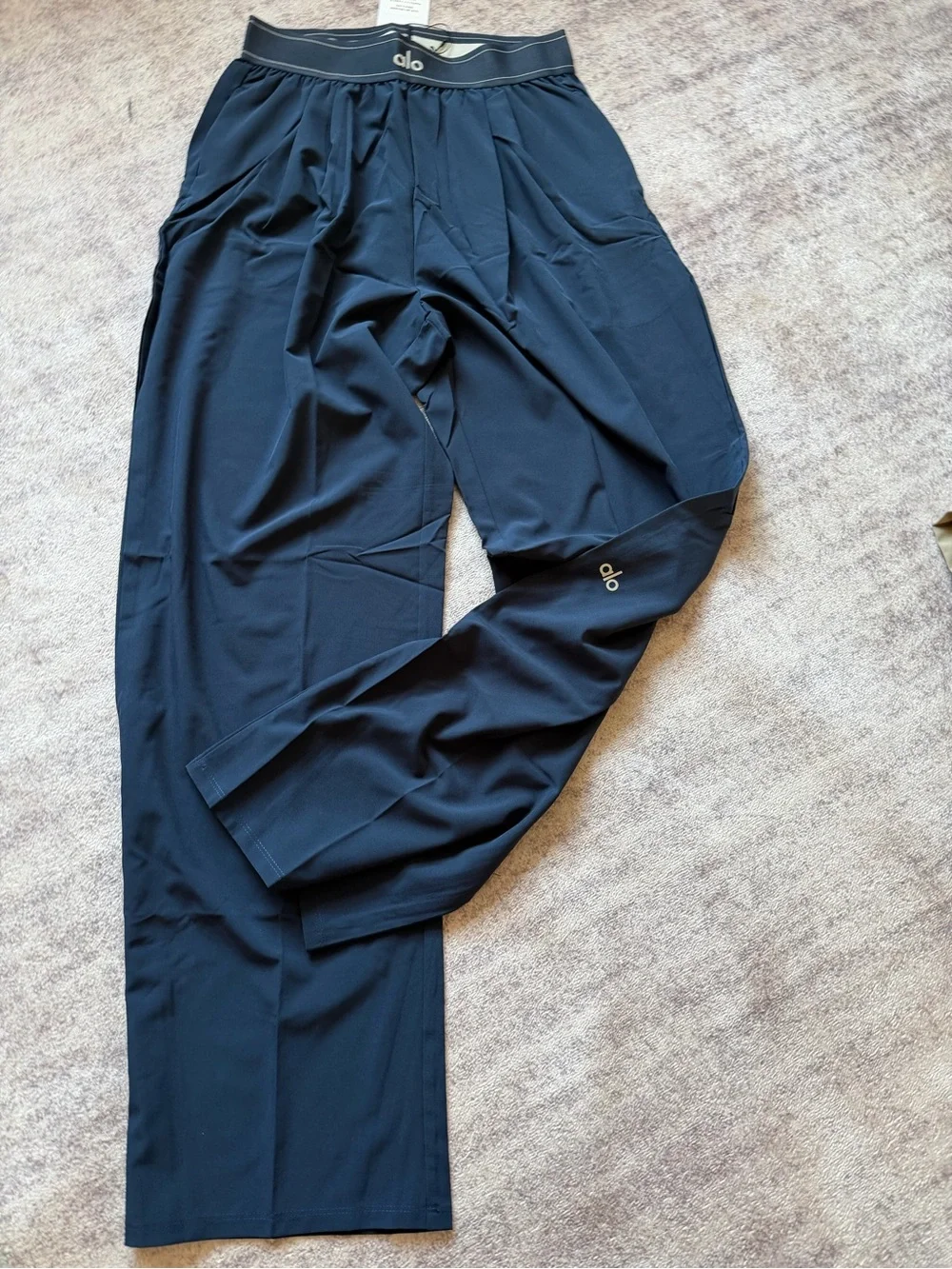 ALO Yoga Navy Women's Jogger Pants